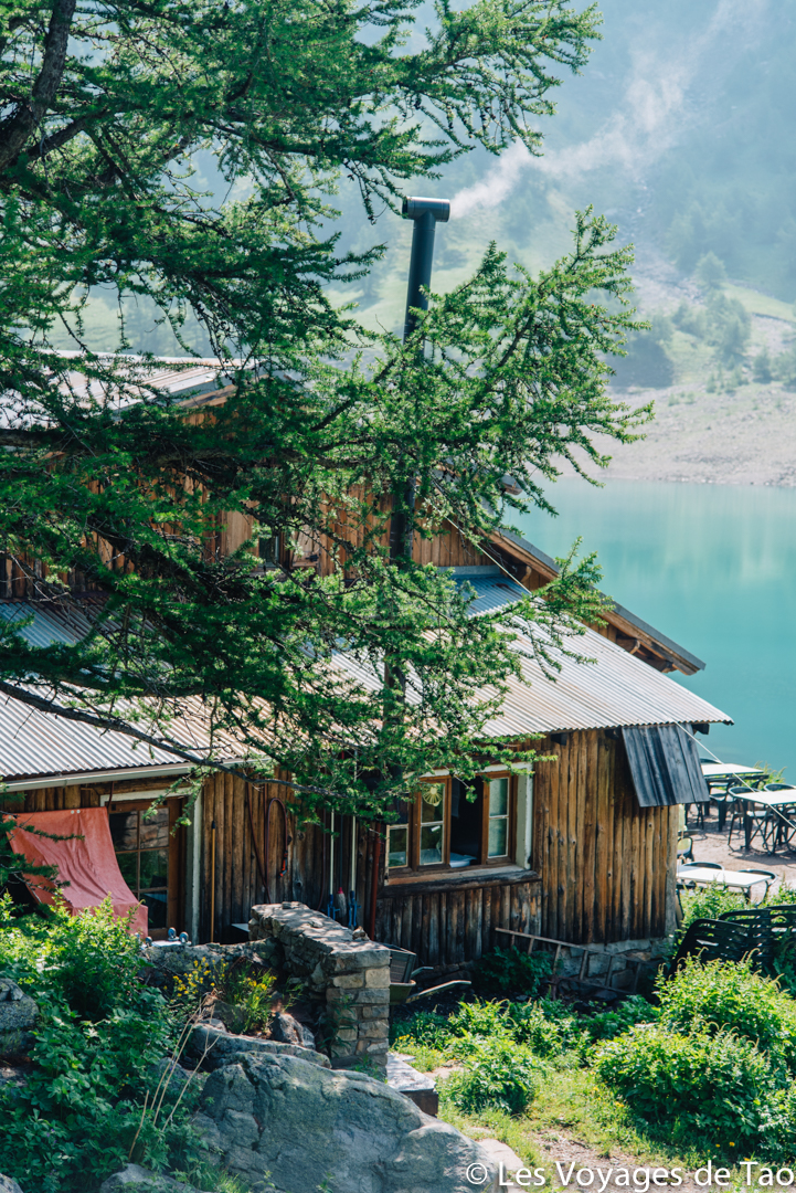 Refuge lac d'allos