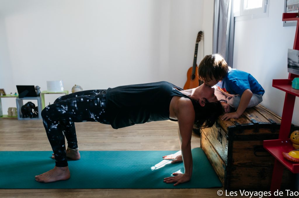 Pratiquer le yoga avec son enfant
